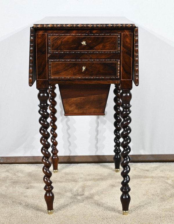 Kleiner Couchtisch aus Palisander, Restaurierungszeit – Anfang des 19. Jahrhunderts