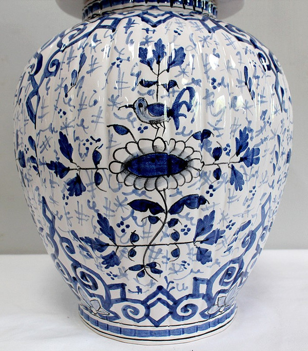 Delft Earthenware Vase – Early 20th Century