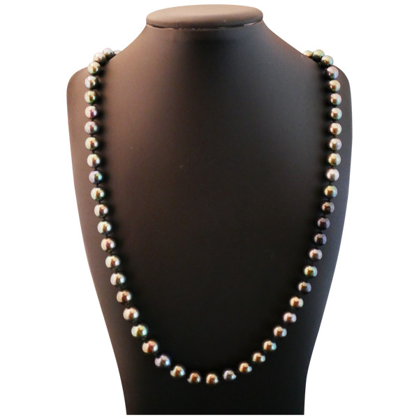 Cultured Pearl Long Necklace, Invisible Clasp, 18 carat Gold.