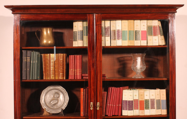 Libreria in mogano del XIX secolo