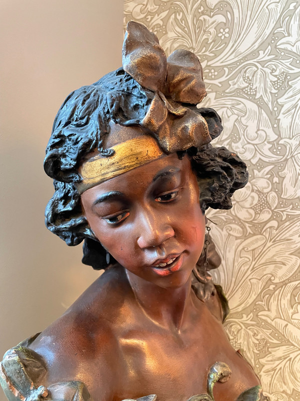 Buste de femme Maure dans le goût de Goldschneider