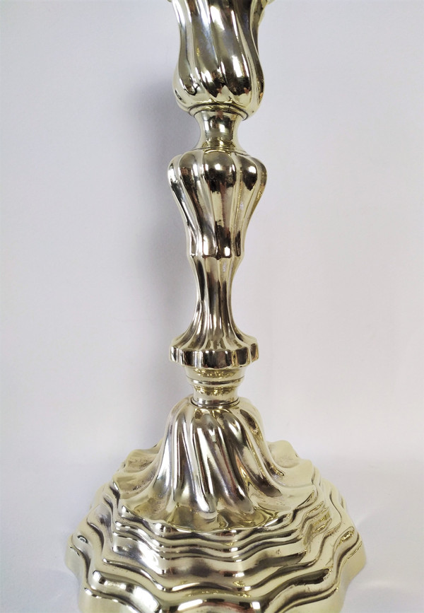 Paire De Bougeoirs  De Style Rocaille 18ème