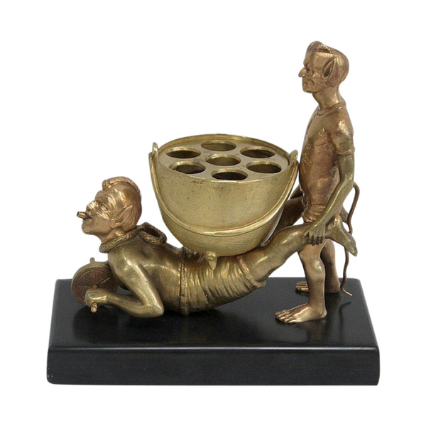 Gilded bronze "Imps wheelbarrowing" - Late 19th century