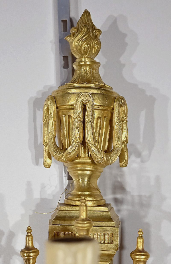 Paire d’Appliques en Bronze, style Louis XVI – 1ère partie XIXe