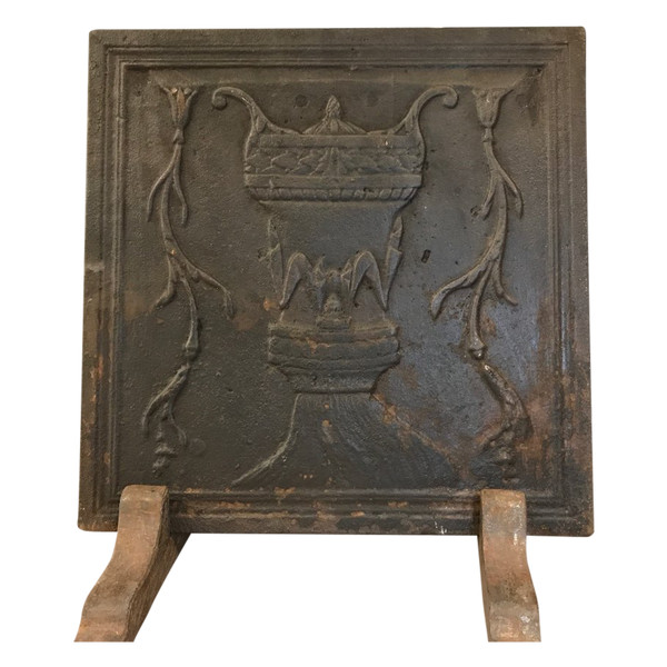 petite plaque de cheminée ancienne en fonte d'époque 18 ème 