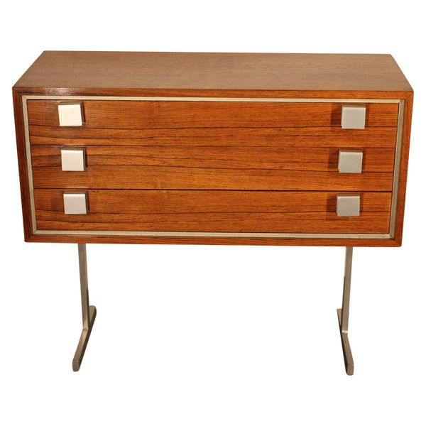 Small Scandinavian chest of drawers