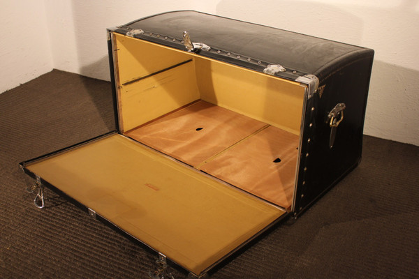 Baule dell'auto di casa Moynat