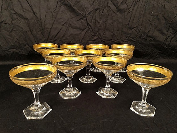 Moser à Carlsbad (Tchécoslovaquie) série de onze coupes à champagne en cristal