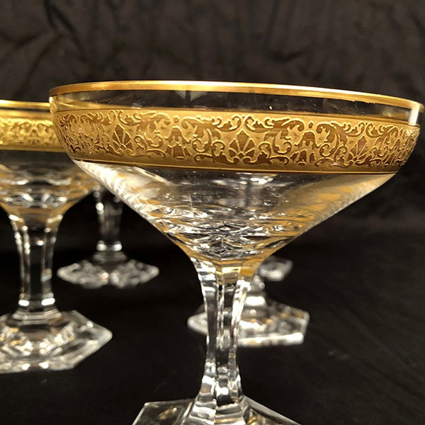 Moser à Carlsbad (Tchécoslovaquie) série de onze coupes à champagne en cristal