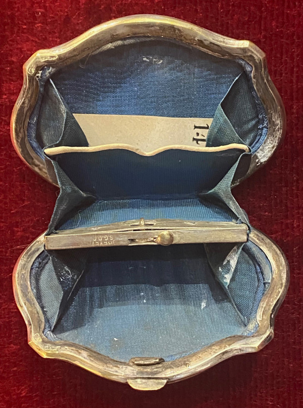 Mother-of-pearl coin purse with floral motifs and escutcheon - Napoleon III period