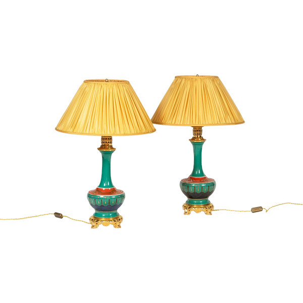 Pair of Paris porcelain and gilt bronze lamps. Circa 1850.