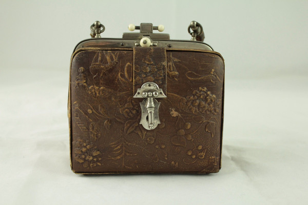 Petit sac en cuir gaufré époque Victorienne, Angleterre, fin 19ème siècle