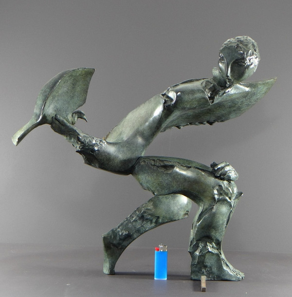Bernard Vié (born in 1947), Bronze Statue "the Young Man and the Bird".