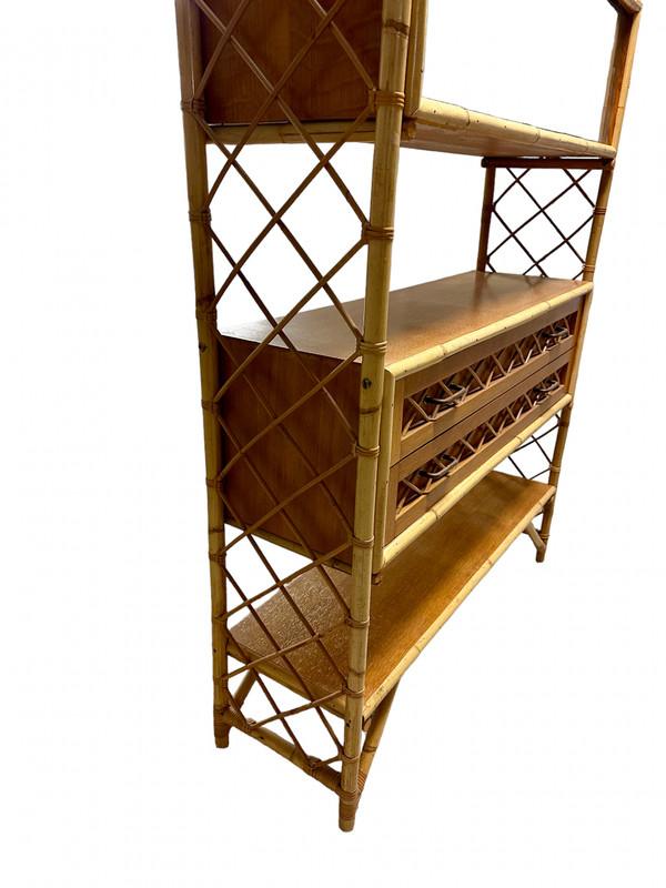 libreria vintage in rattan