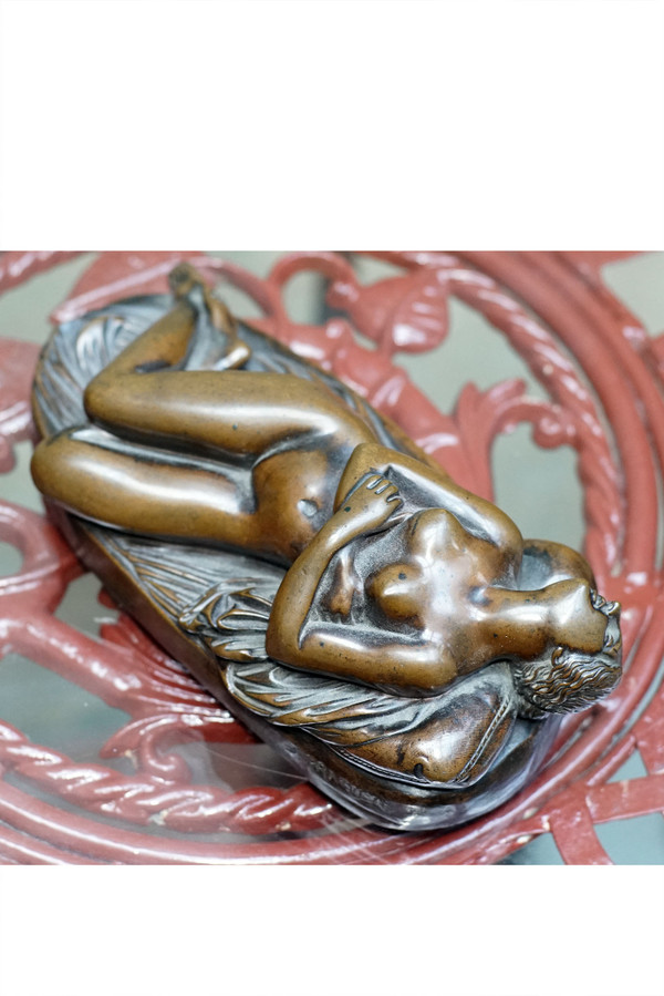 James PRADIER Bronze "Junge Frau im Schlaf".