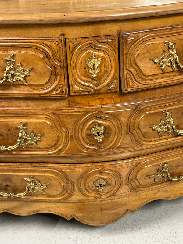 Commode Tombeau Louis XV En Noyer D’époque XVIIIème siècle 
