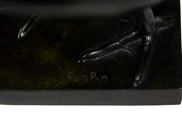 François Pompon. "Poule", bronzo, stampato nel 2006.