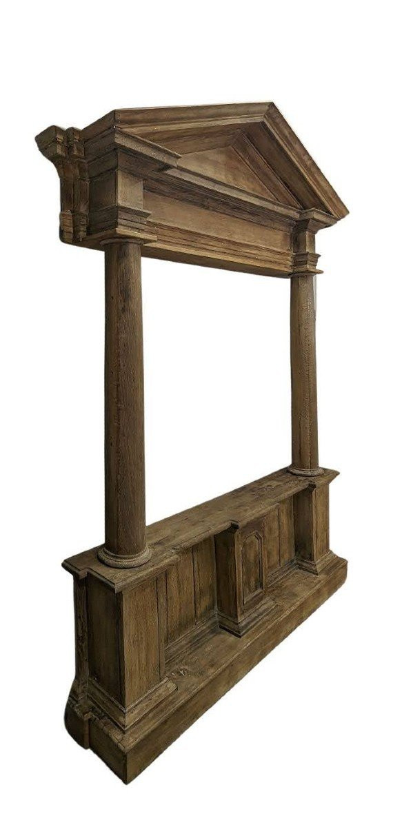 Grande altare neoclassico in legno di quercia, inizi del XIX secolo