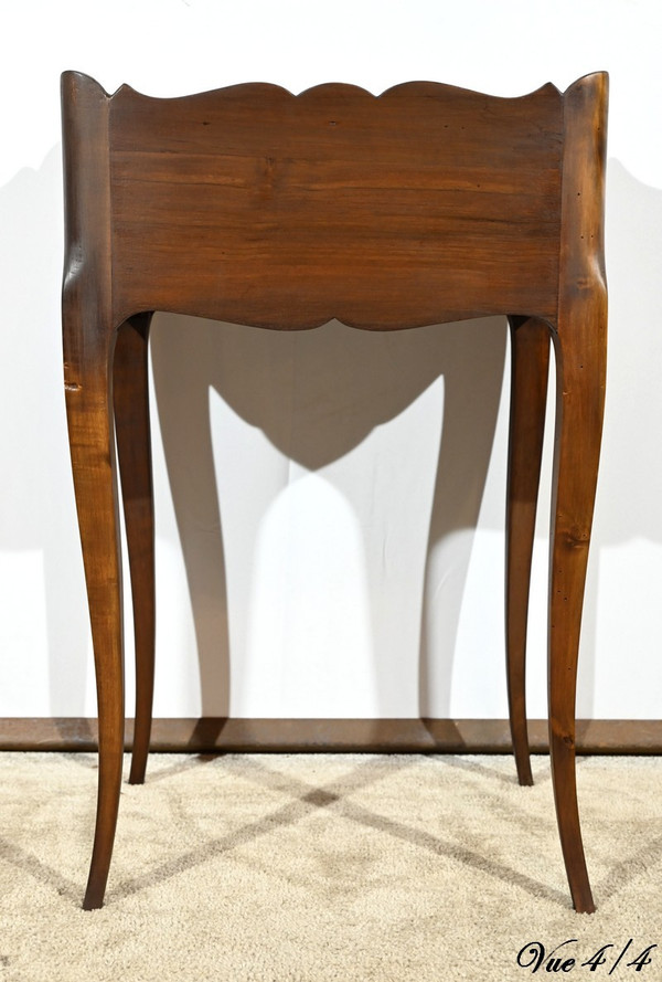Petite Table de Salon en Noyer, style Louis XV – 1ère Partie XXe