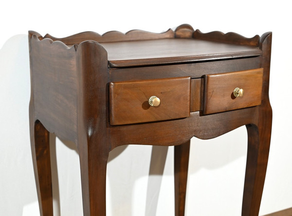 Petite Table de Salon en Noyer, style Louis XV – 1ère Partie XXe