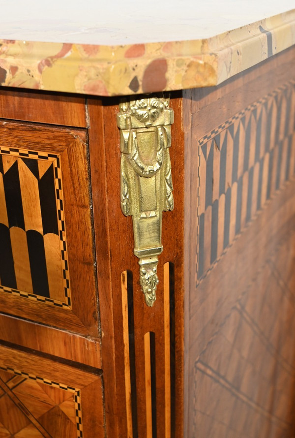 Commode en Bois de Rose et Acajou, Transition Louis XV/Louis XVI – Fin XIXe