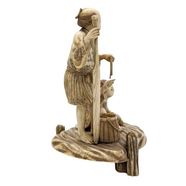Okimomo In Ivory From The 19th Century Representing A Sinner And His Son,