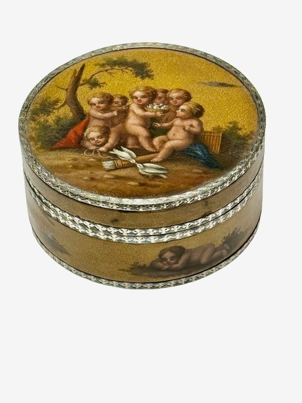Scatola Tonda con Decoro a Putti, Epoca Luigi XVI