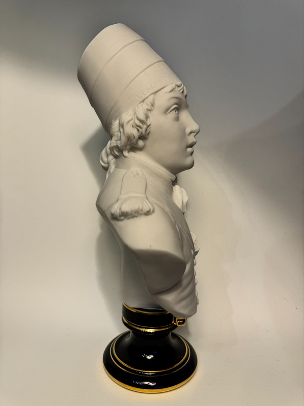 Busto in bisquit di SEVRES "BARRA" datato 1877
