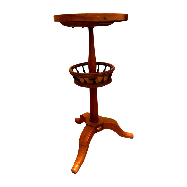 Empire period tripod pedestal table in blond walnut with candlestick early 19th century