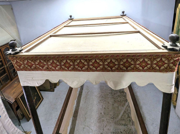 Himmelbett im Renaissance-Stil, 19. Jahrhundert