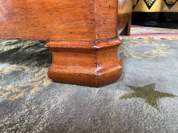 Commode En Orme époque Louis Philippe