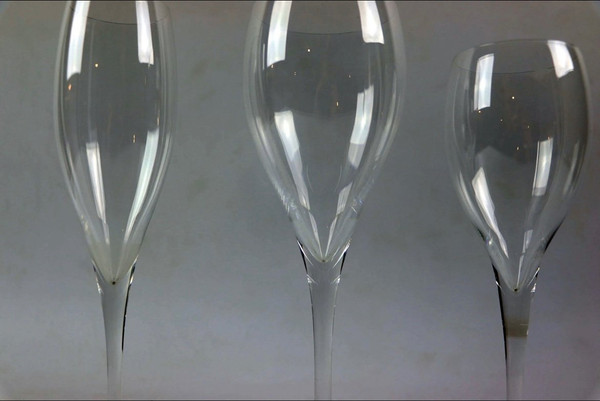 Dienstleistungen Von 36 Gläsern Baccarat Modell "St. Remy"