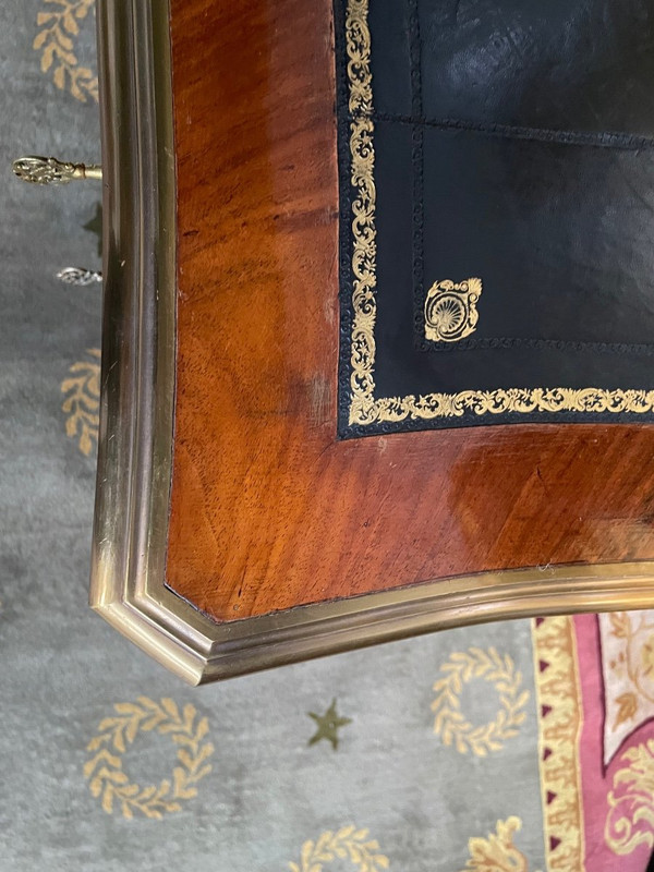 Bureau Plat Style Louis XV - Transition En Marqueterie