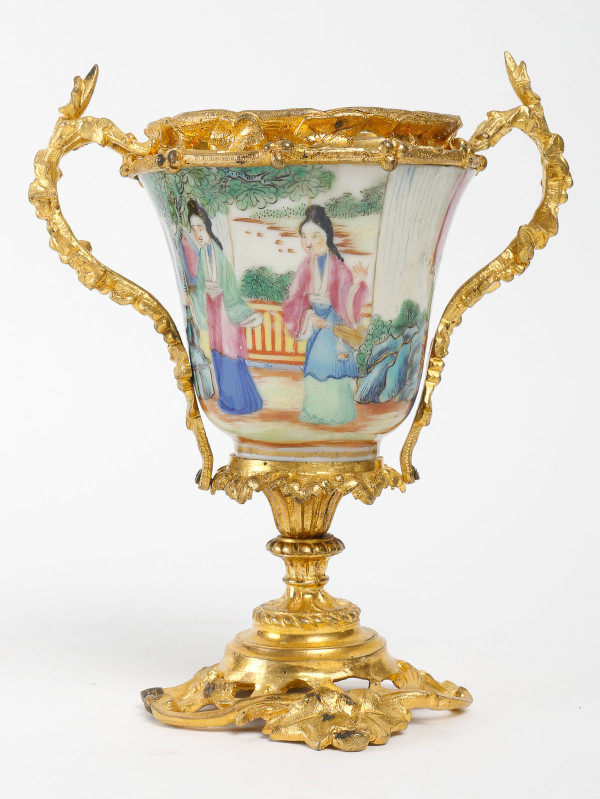 A pair of late 19th century Chinese porcelain vases