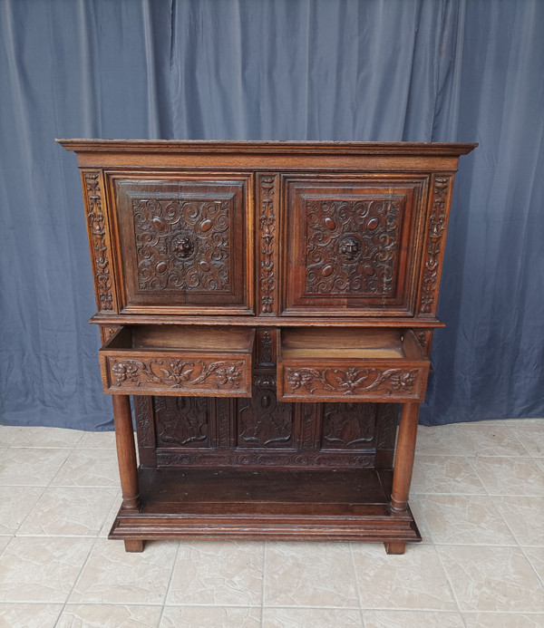 Renaissance-Sideboard aus geschnitzter Eiche
