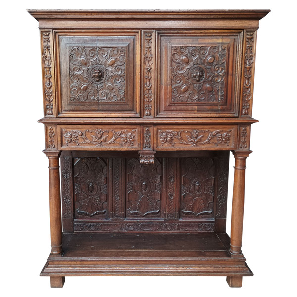 Renaissance-Sideboard aus geschnitzter Eiche