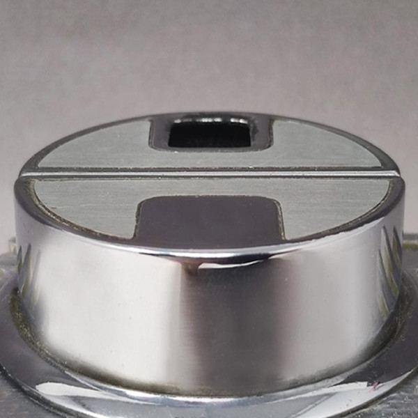 1960s Gorgeous Table Lighter by Sarome In Aluminium.