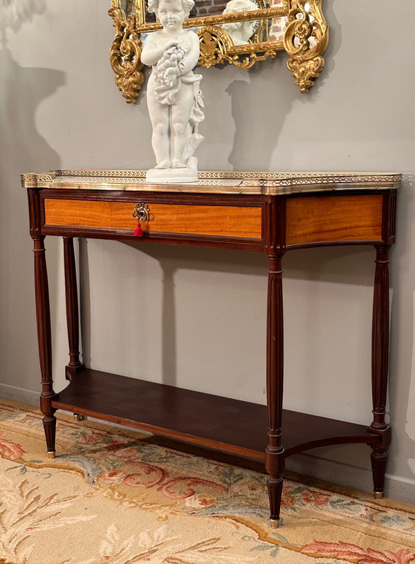 Console En Acajou d'Epoque Louis XVI Epoque Fin XVIIIème