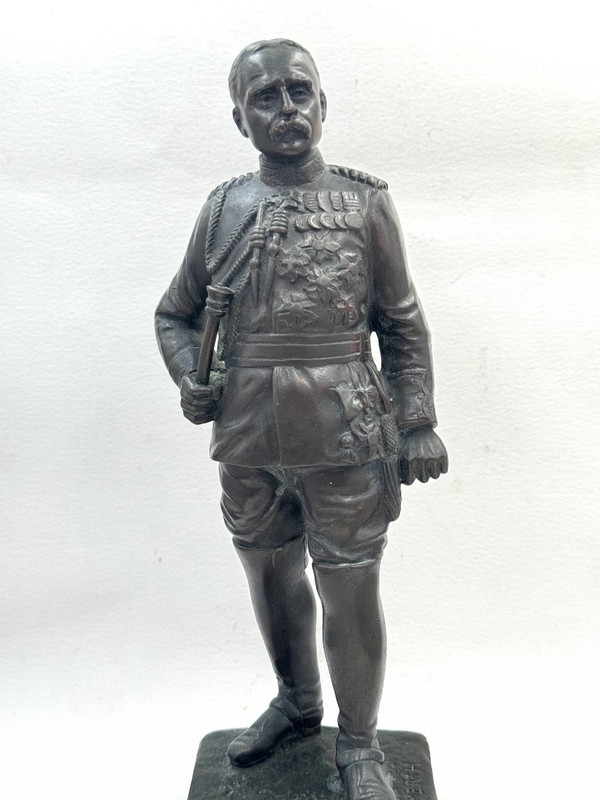 Georges Omerth - Bronzeskulptur des französischen Marschalls