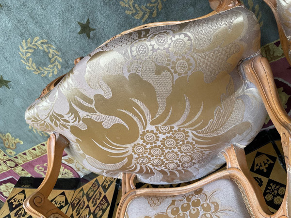 Pair De Fauteuils Cabriolets De Style Louis XV