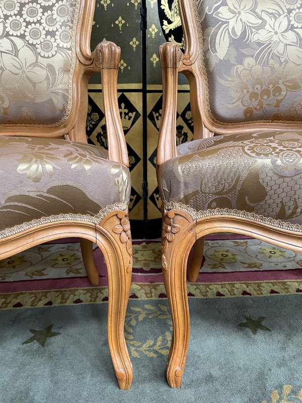 Pair De Fauteuils Cabriolets De Style Louis XV