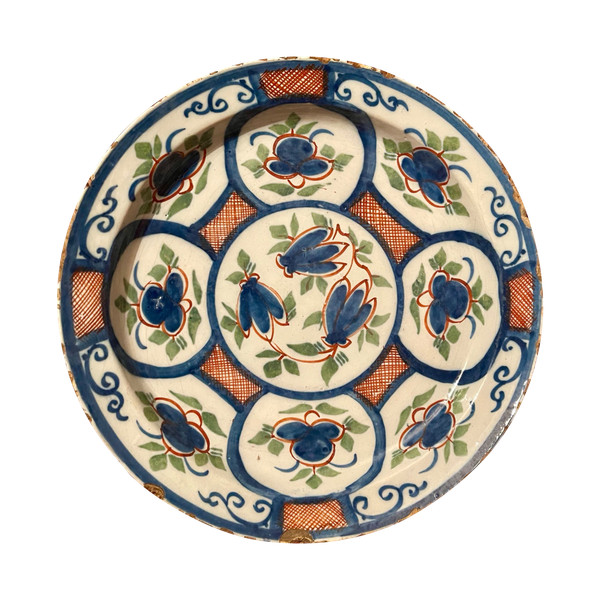 EARTHENWARE PLATE, DELFT, Netherlands, 18th Century.