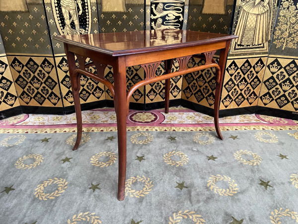 Bugholz-Papptisch – Herman Non Thonet