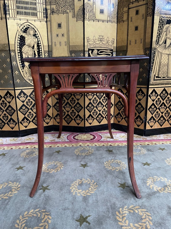 Bugholz-Papptisch – Herman Non Thonet
