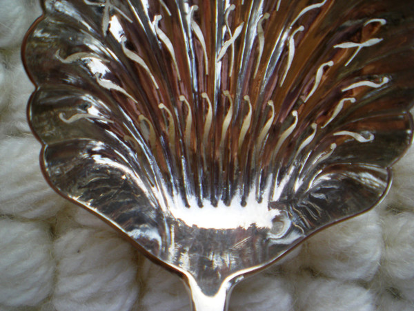 Cuillère à saupoudrer Napoléon III XIX ème en argent massif poinçon minerve