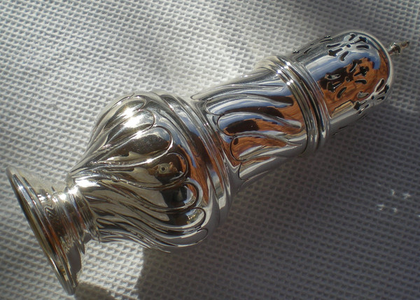 Sheffield alpha plated shaker