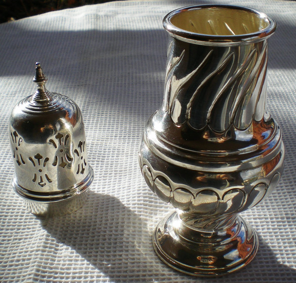 Sheffield alpha plated shaker