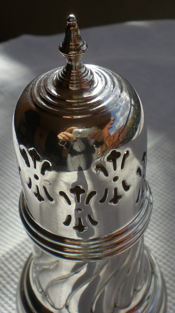 Sheffield alpha plated shaker