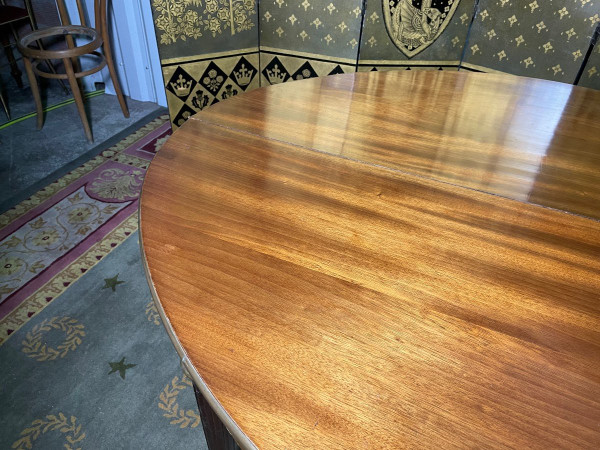 Table à Manger Ovale Louis XVI