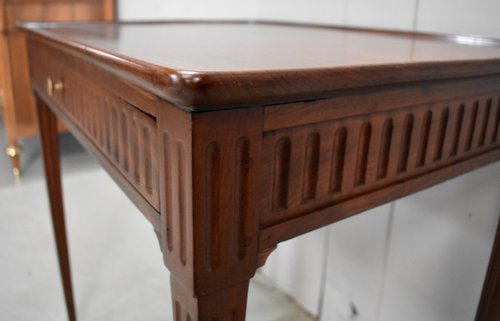 Petite Table de Cabaret en Acajou de Cuba, époque Louis XVI – XVIIIe